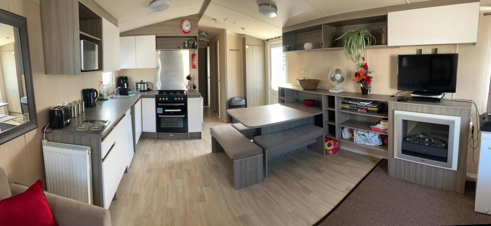 Lido Beach Caravan Prestatyn Exterior photo