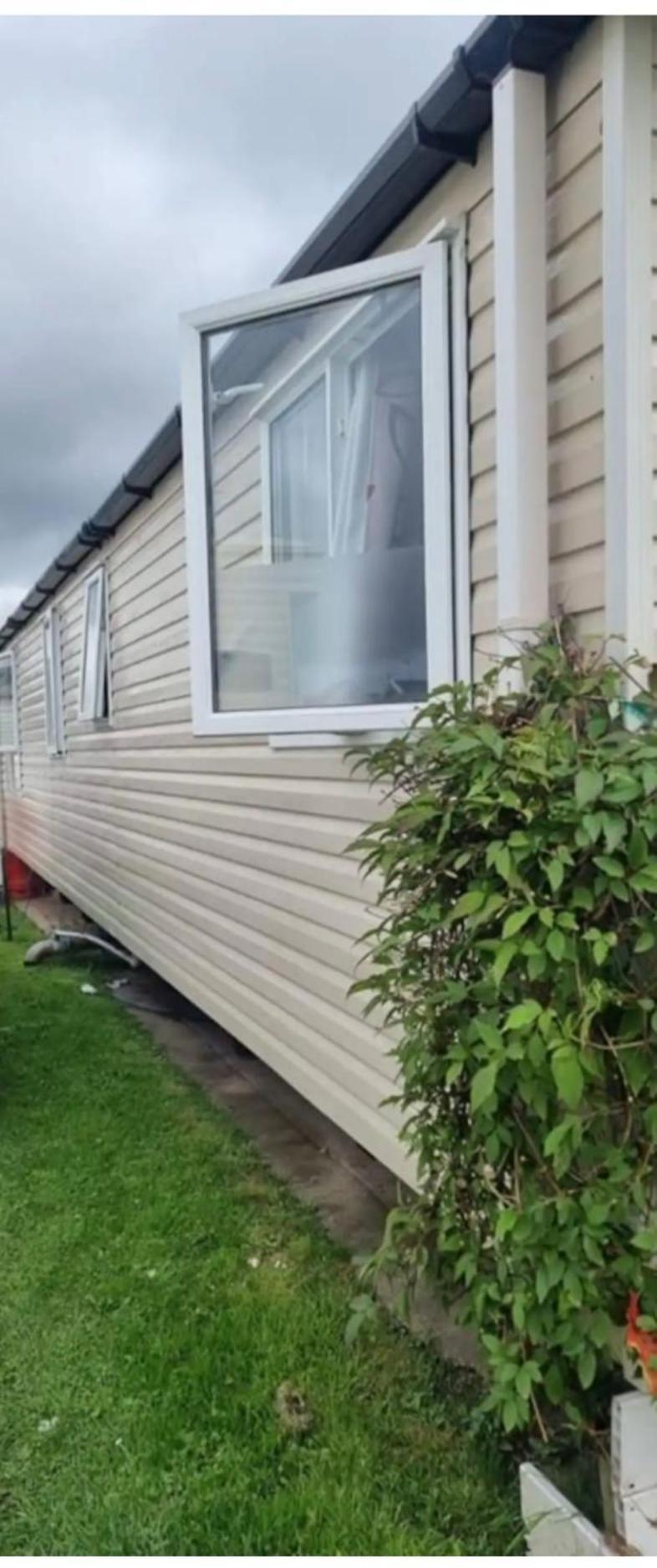 Lido Beach Caravan Prestatyn Exterior photo
